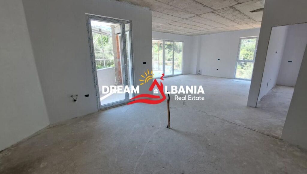 Duplex 3+1 for sale near the Dry Lake close to Radisson Hotel in Tirana (ID 5131001)