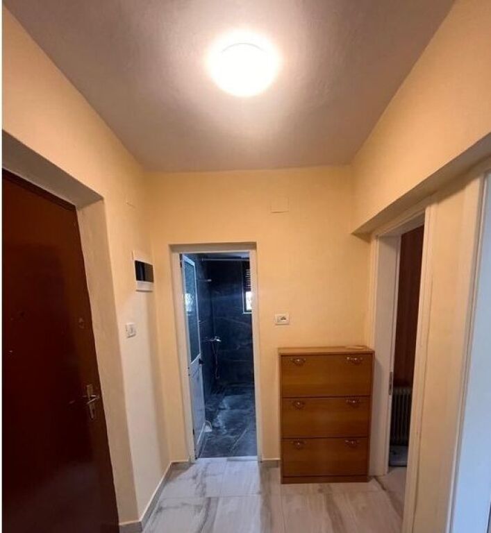 Apartament 1+1 për Shitje – Rruga Mine Peza
