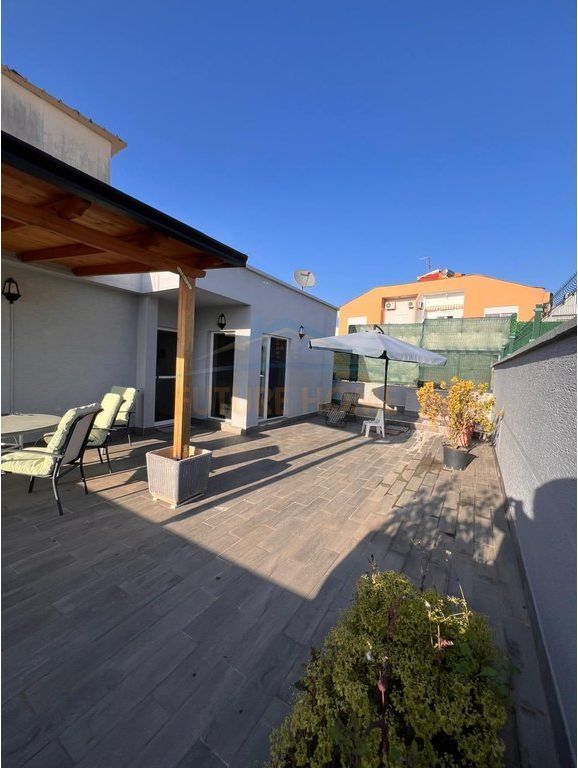 For rent, penthouse 2+1+2, Mali i Robit, Kavajë