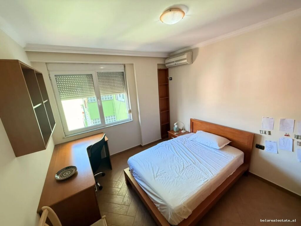 Appartamento 2+1 In Affitto A Blloku ( ID B2201971) Tirana