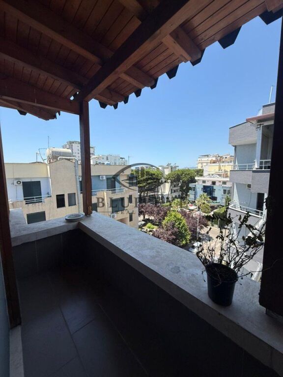 Appartamento 1+1 in vendita vicino a Majestic – Solo 200 m dal mare!