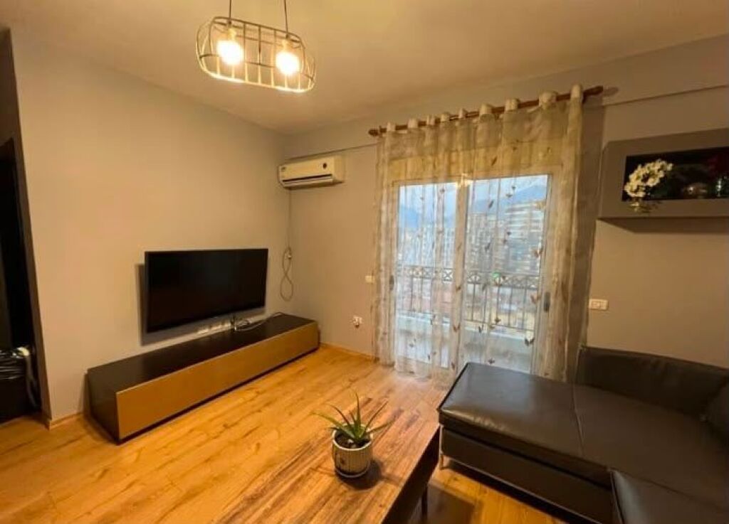 Apartment 1+1 for rent trk Selvia at the beginning of Siri Kodres near Hotel Black Diamond!