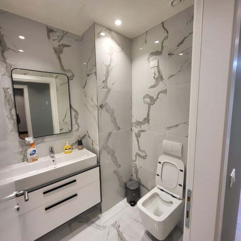 🏢 Ufficio in affitto con 3 ambienti + 2 posti auto al Lake View Lago Artificiale📍