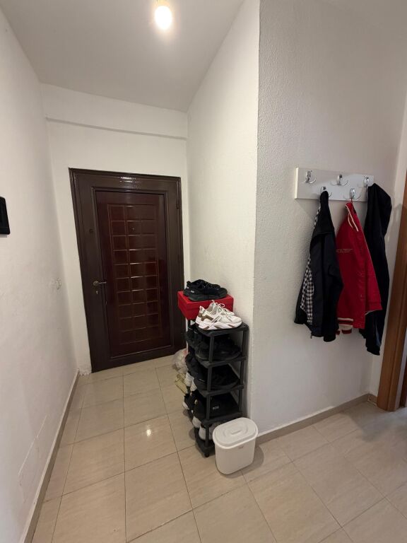Appartamento 1+1+1 Balcone In Affitto