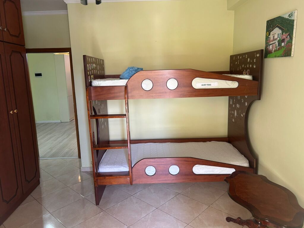 Apartament me qira ne zonen e 21 Dhjetorit (Rruga Shefqet Musaraj)