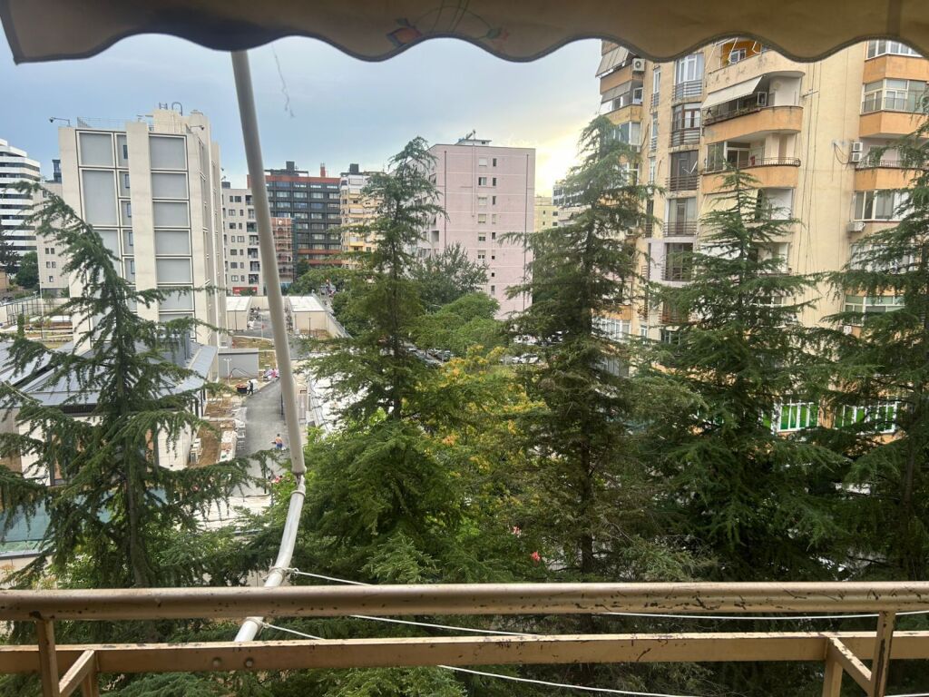 Apartament me qira ne zonen e 21 Dhjetorit (Rruga Shefqet Musaraj)