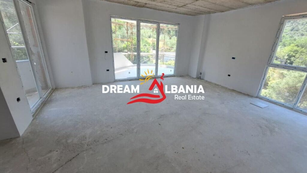 Duplex 3+1 for sale near the Dry Lake close to Radisson Hotel in Tirana (ID 5131001)