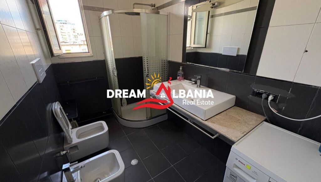 Jepet Apartament 2+1 me qera  Tek Shkolla Baletit mbrapa Njesise Bashkia nr 2 (ID 4229614)