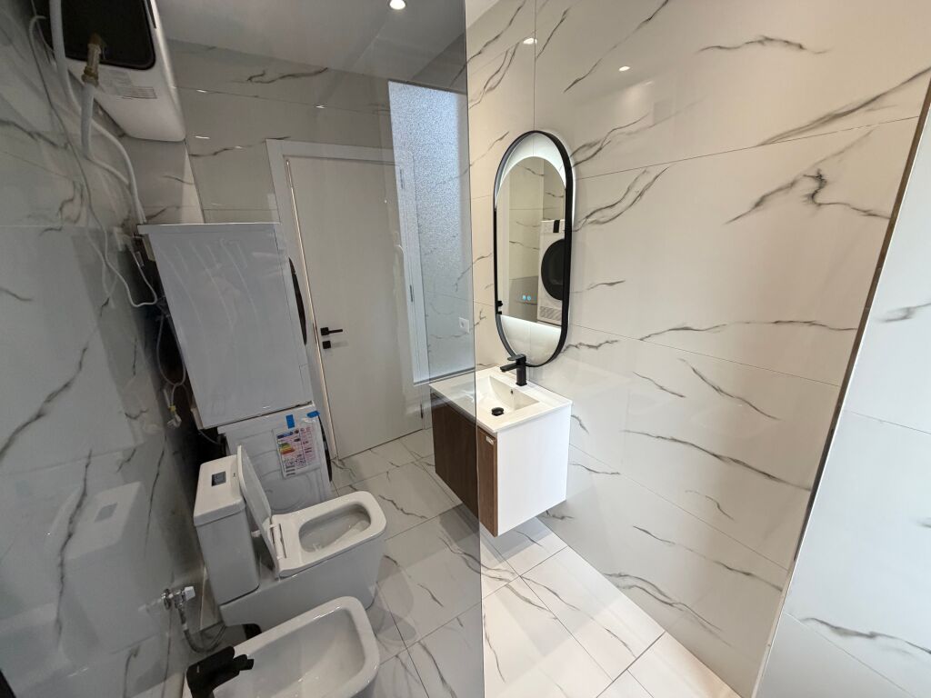 🏡 Shitet Apartament 2+1+2 – Yzberisht, tek KMY  📐 96.6 m² |   💰 Çmim  173 milion leke