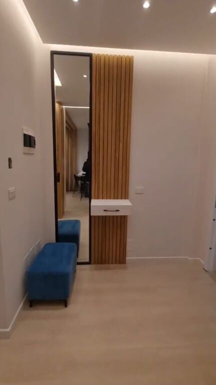 Shitet, Apartament 1+1, Shkolla e Kuqe, Tirane.