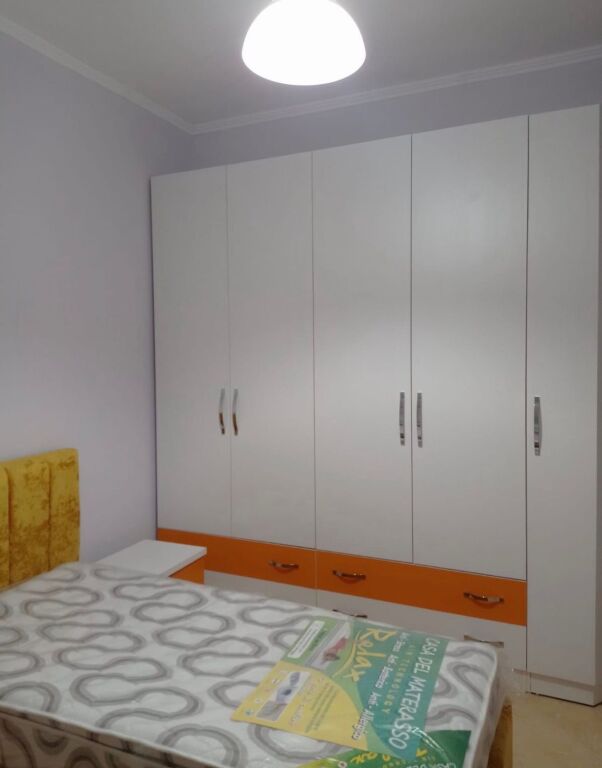 Apartament me qera 2+1 Porcelan
