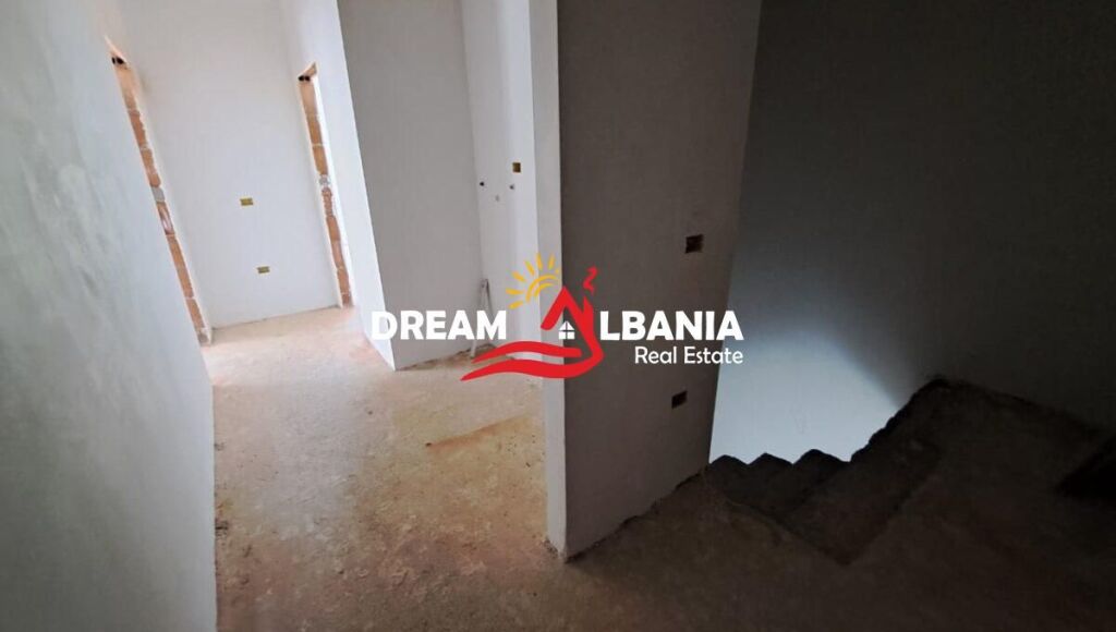 Duplex 3+1 for sale near the Dry Lake close to Radisson Hotel in Tirana (ID 5131001)