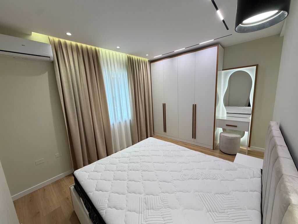 🏡 Shitet Apartament 2+1+2 – Yzberisht, tek KMY  📐 96.6 m² |   💰 Çmim  173 milion leke