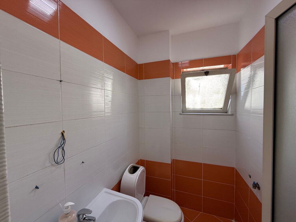 Apartament 2+1 per shitje prane Casa Italias