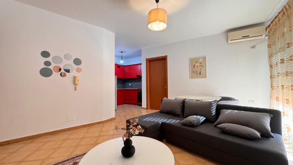 Apartament 1+1 me qira tek Air Albania!