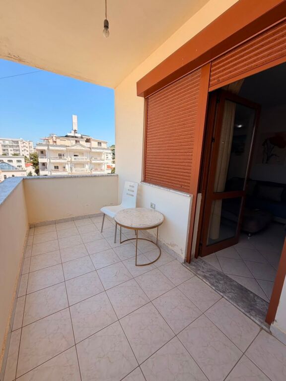 Shitet Apartament 1+1 në Golem – Pranë Fafa Resort