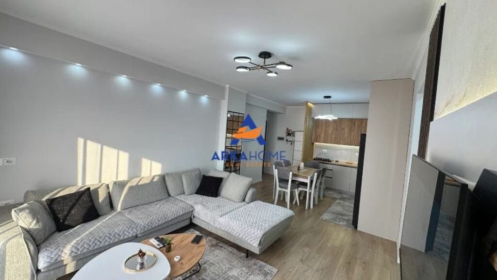 SHITET APARTAMENT 2+1+ANKES+BALLKON "BULEVARDI DONALD TRUMP" 11.000.000 LEKE