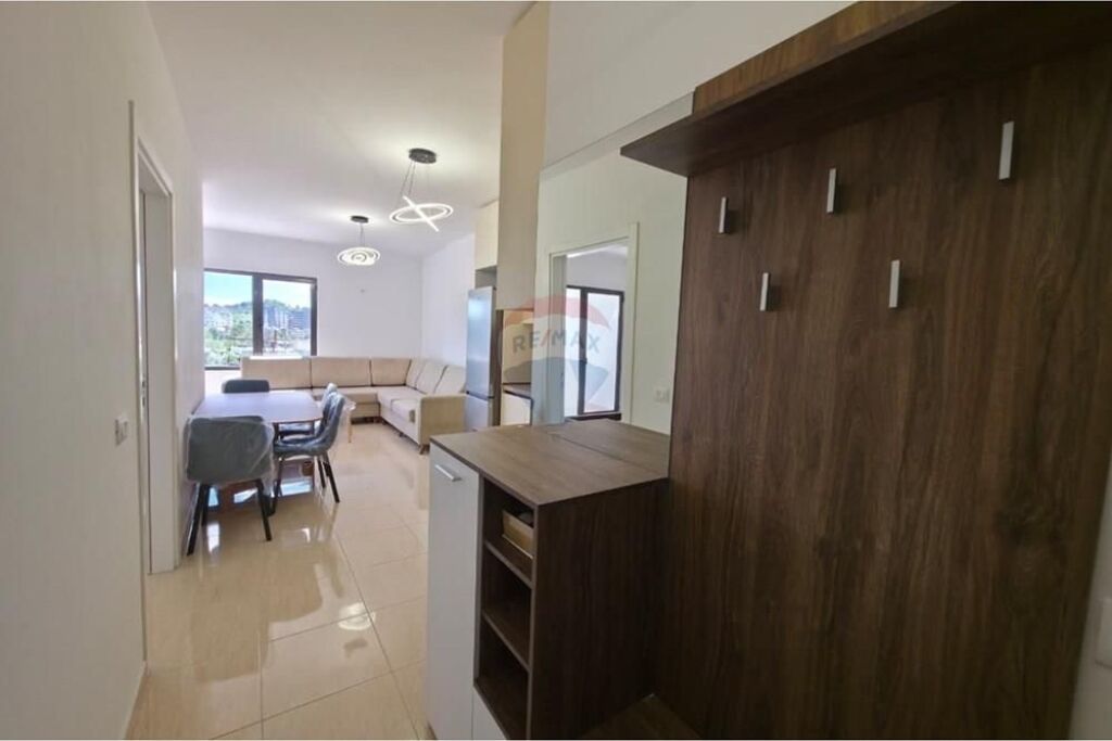 Condominio/Appartamento - In Affitto/Locazione - Casa Italia, Tirana