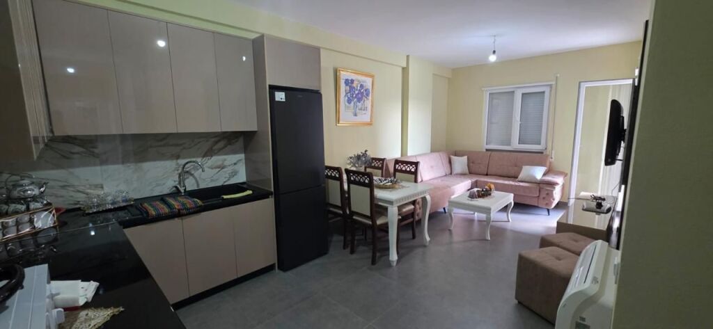 Appartamento 2+1 in affitto a Univers City