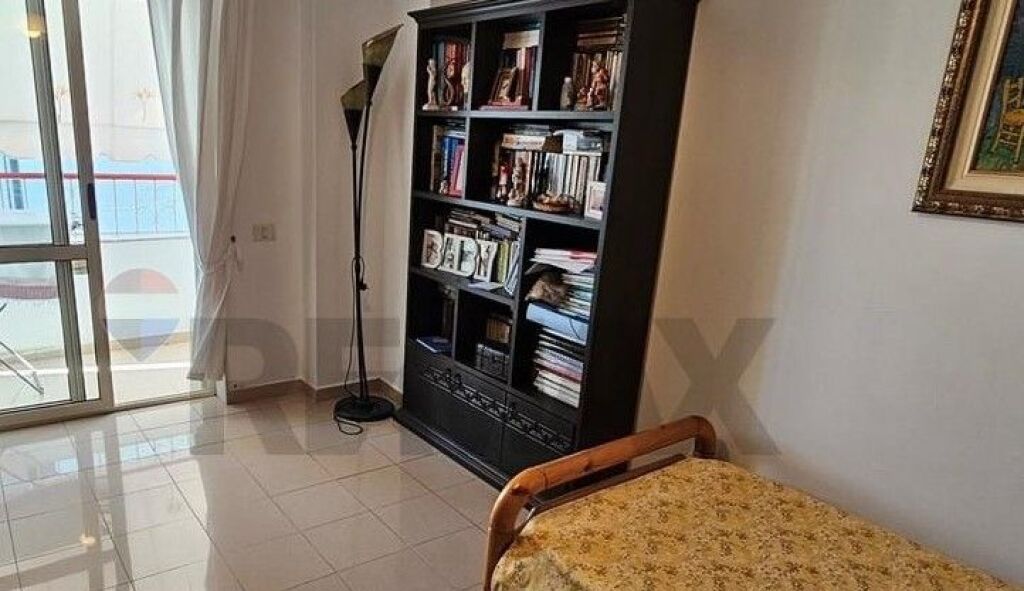 SHITET APARTAMENT 2+1 PRANË PAZARIT TË RI  ID:530571001-297