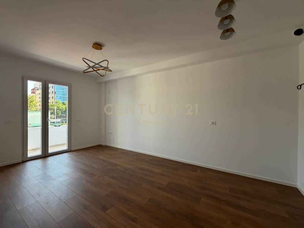 LAPRAKE, SHESIM APARTAMENT 1+1