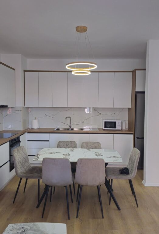 📌Appartamento 2+1+2 in Affitto – Complesso Aura, Via Dritan Hoxha