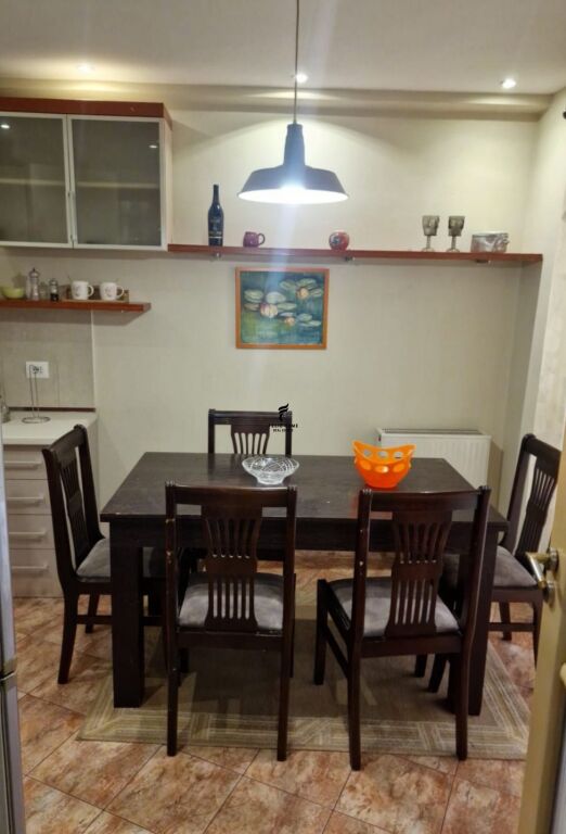 APARTAMENT ME QERA 2+1 RRUGA FORTUZI 90.000 LEKE FH-81630