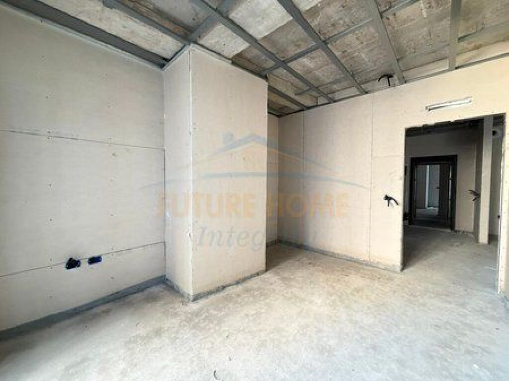 For sale, Apartment 1+1, Golden Gate Complex, Tirana.