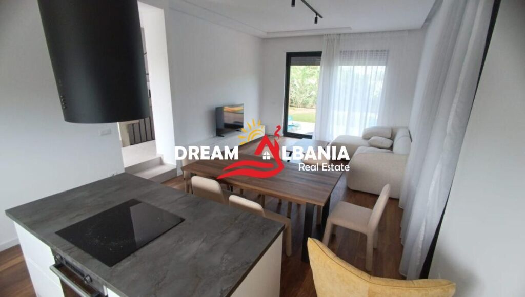 Villa con piscina in affitto a Mjull Bathore, vicino a Tegu a Tirana (ID 4251469)
