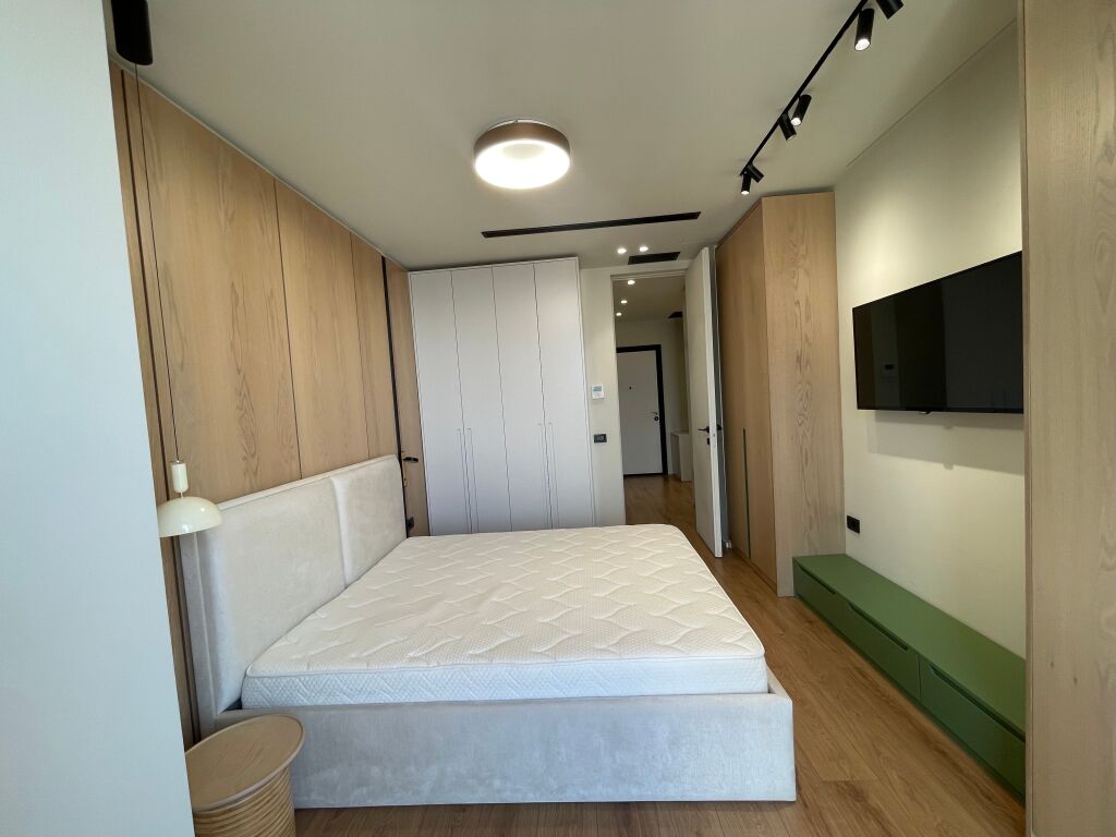 Affittiamo appartamento moderno 1+1 alla Residenza Golden Tower, Via Mine Peza!