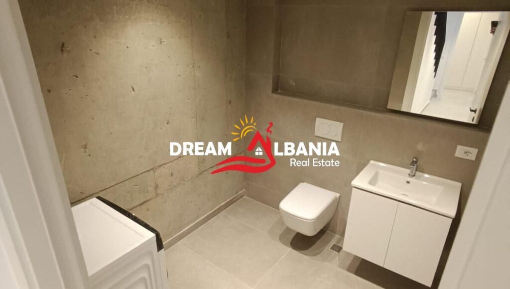 Villa con piscina in affitto a Mjull Bathore, vicino a Tegu a Tirana (ID 4251469)