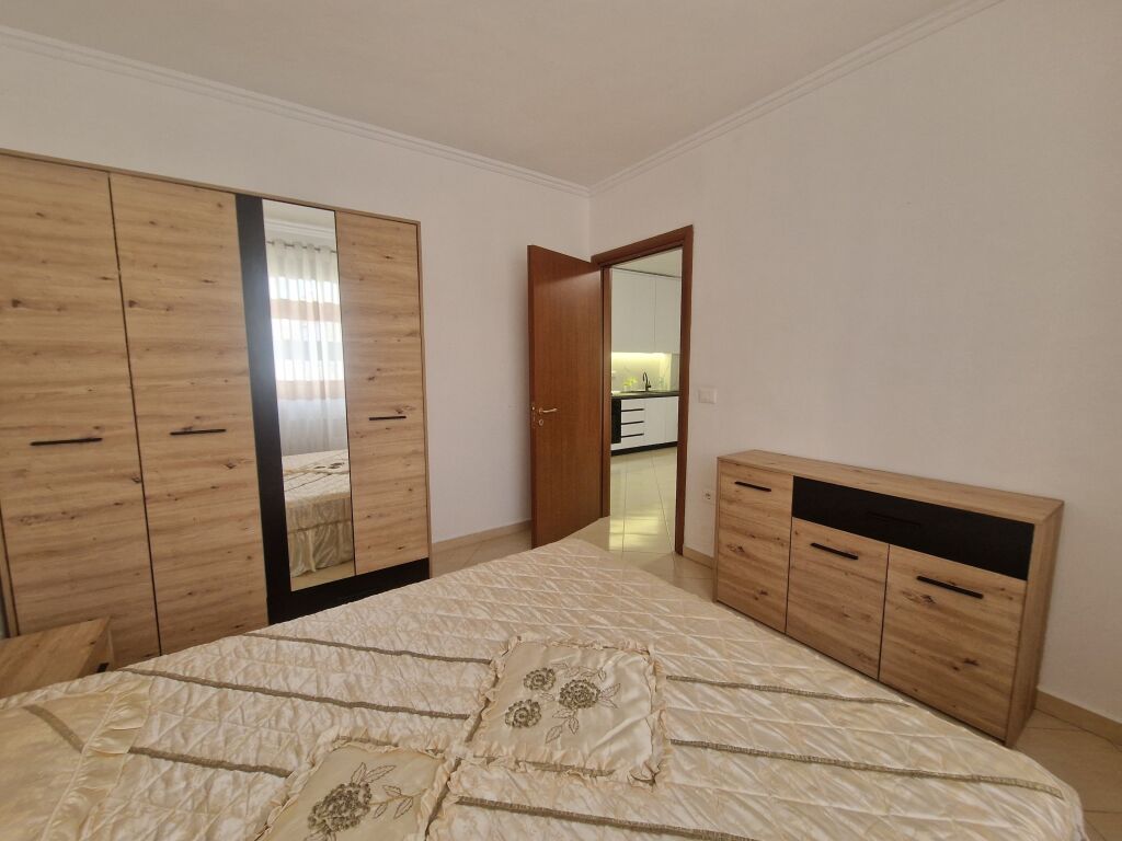 Apartament 1+1 tek pallati cabej