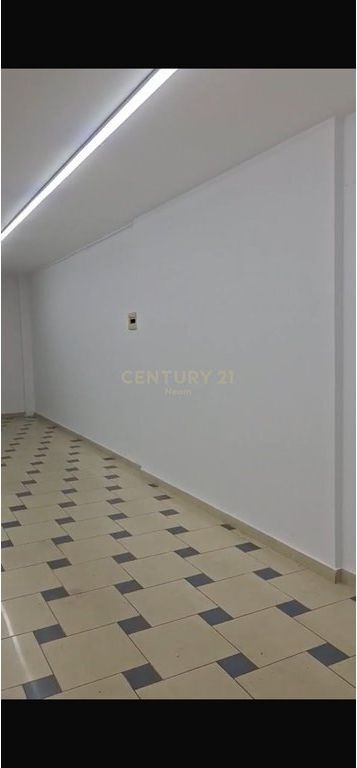 🏢 Duplex Commercial Space for Rent | Myslym Shyr, Tirana