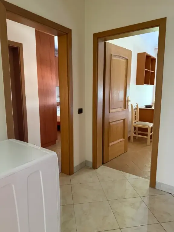 Affitto | Apartament 2 + 1+2+Ballkon | Rruga Sami Frashëri | 850 €/mese