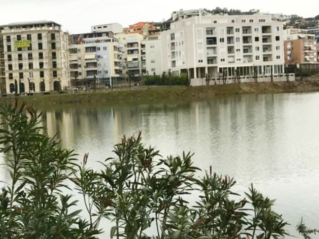 Apartament 2+1 per shitje Liqeni i Thate