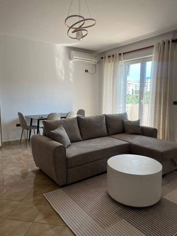 ✨ APARTAMENT 1+1 ME QIRA TE KOMUNA E PARISIT ✨