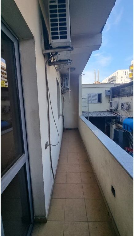 Shitet, Apartament 3+1+2+Depo, Rruga e Kavajës, Tirane