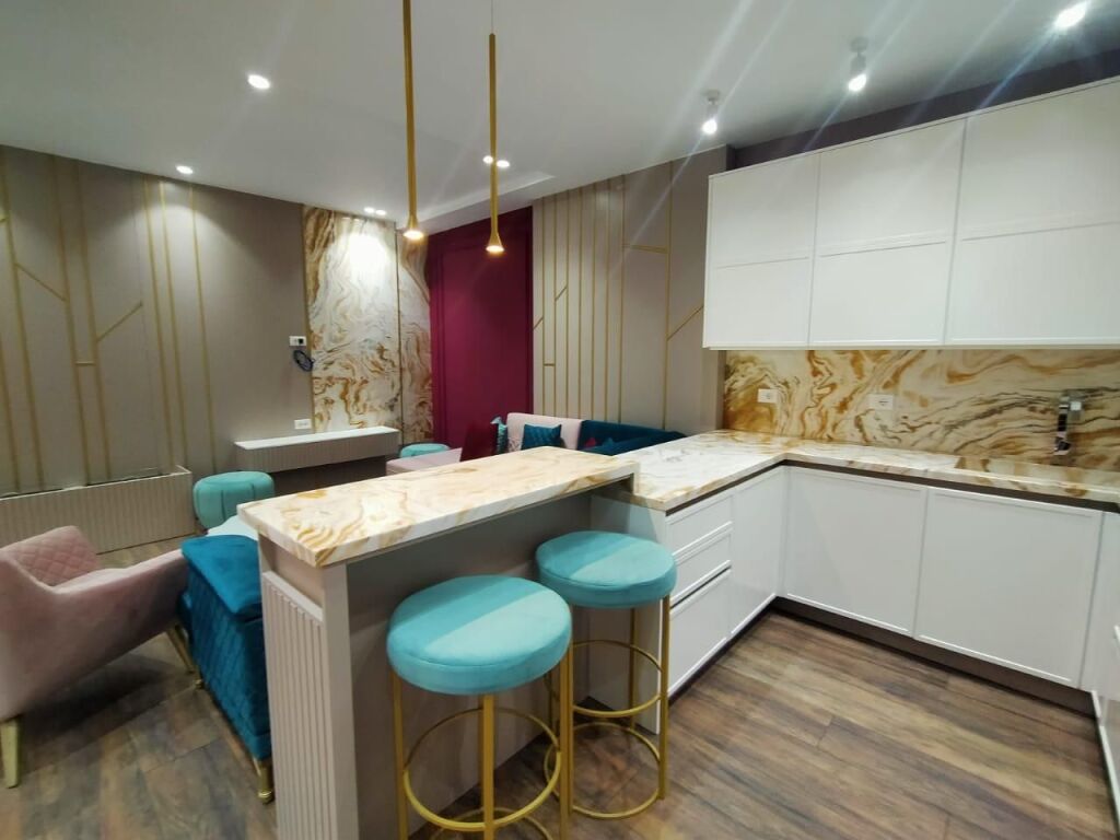 JEPET ME QERA APARTAMENT 2+1 PRANE GJYKATES, DURRES