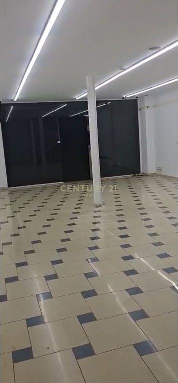 🏢 Duplex Commercial Space for Rent | Myslym Shyr, Tirana