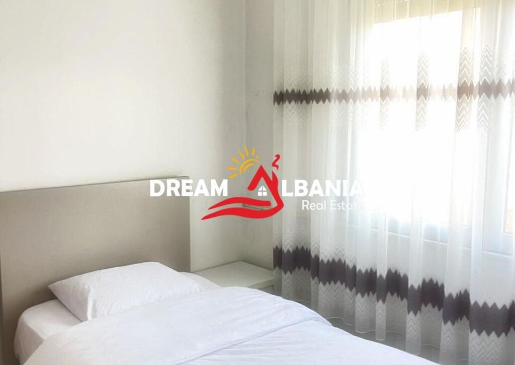 Jepet me Qira Apartament 2+1 ne Astir , pranë Hotel Marinaj (42215606)
