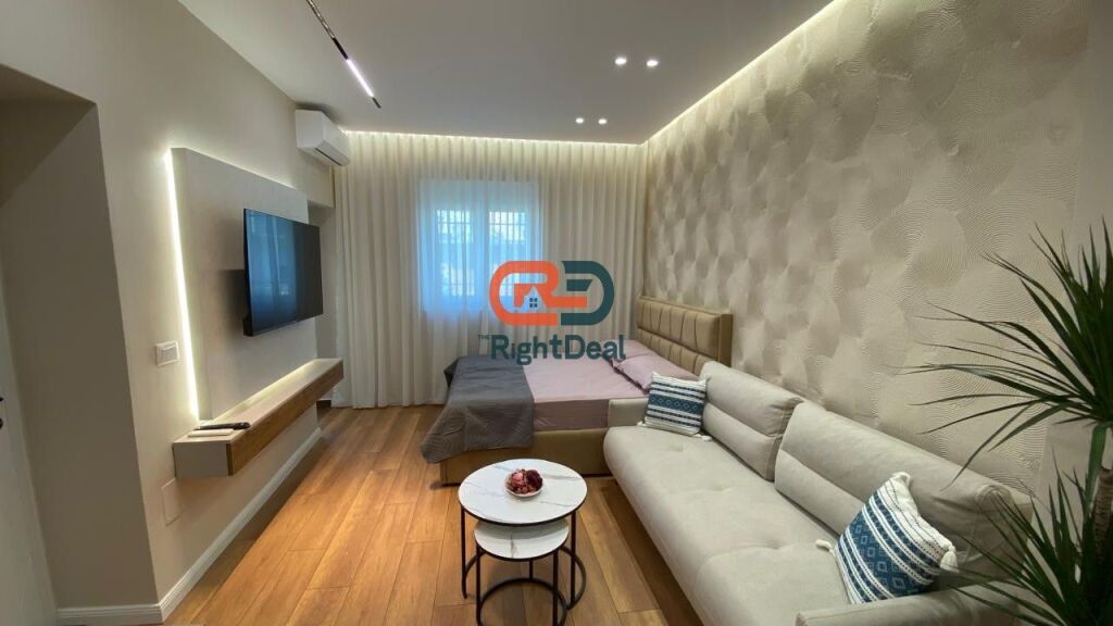 Near the New Market, Studio Apartment for Sale, Ideal for Investment!!