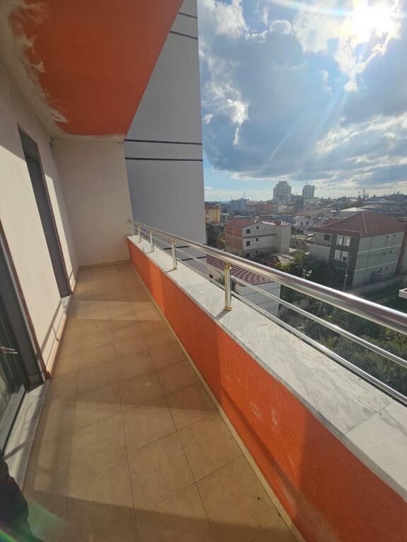Jepet me Qira Apartament 2+1 – Zona e Galaktikut, Durrës