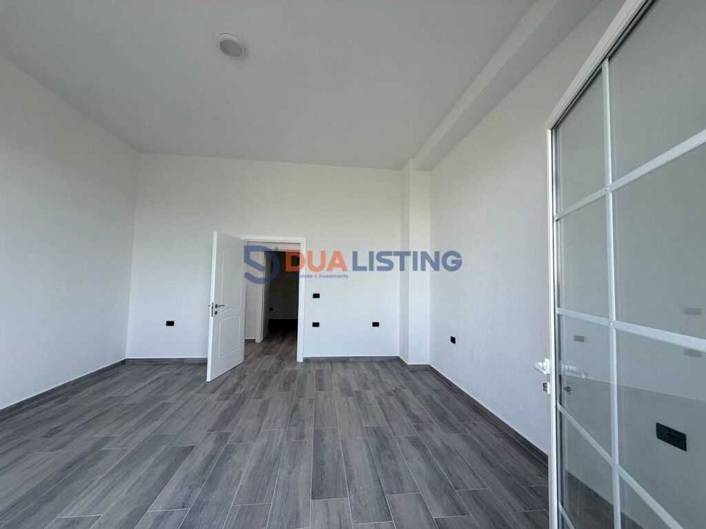 We rent a 4+1 apartment for residence or office in Paskuqan!