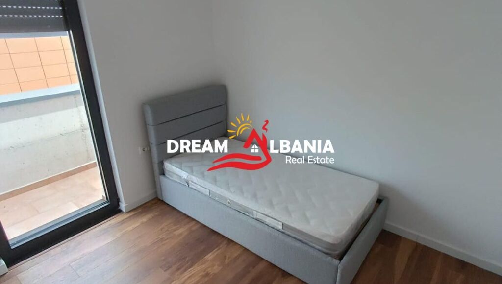 Villa con piscina in affitto a Mjull Bathore, vicino a Tegu a Tirana (ID 4251469)