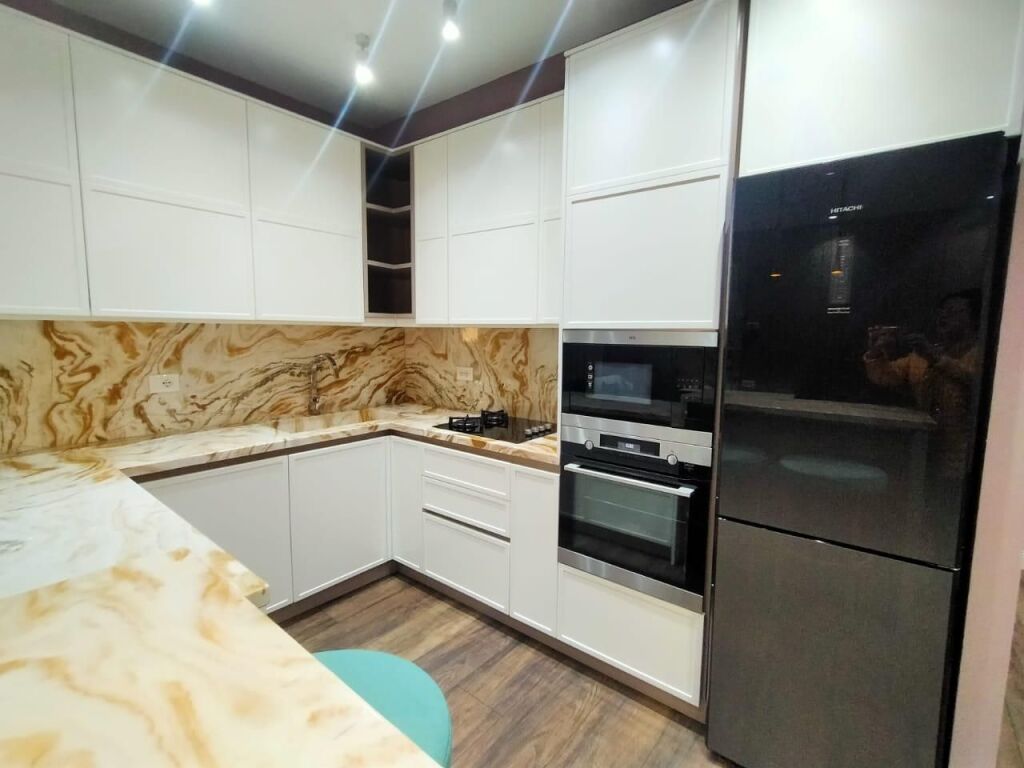 JEPET ME QERA APARTAMENT 2+1 PRANE GJYKATES, DURRES