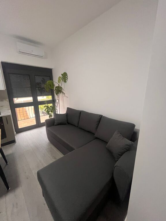 🏡 Apartament 1+1 me Qira – Afer maternitetit te ri
