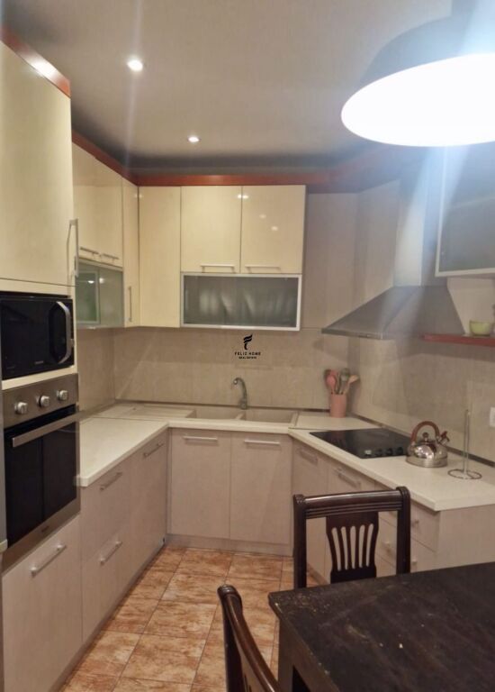 APARTAMENT ME QERA 2+1 RRUGA FORTUZI 90.000 LEKE FH-81630