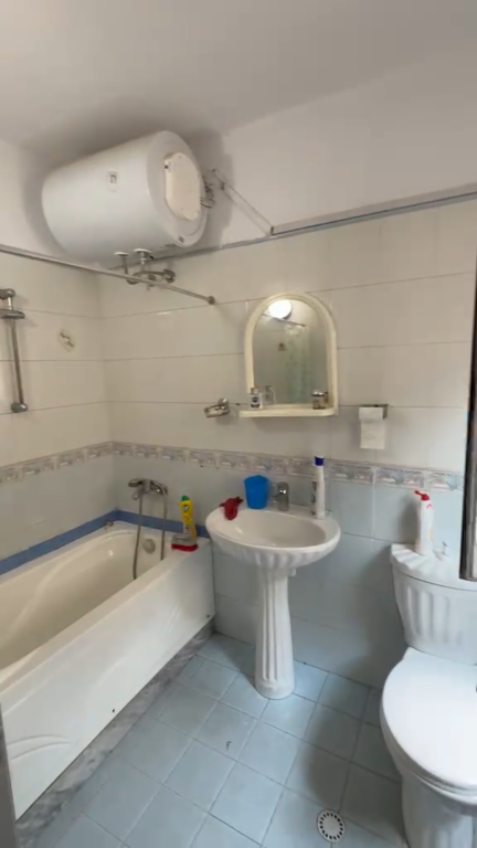 Apartament 2+1 per shitje Brryli Bulevardi Zhan Dark !