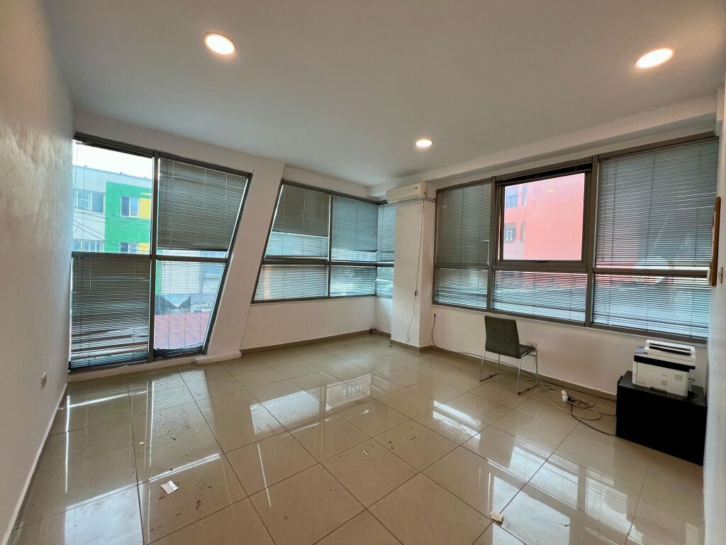 Rent, Business Premises, "Bajram Curri" Boulevard, Tirana. Empire71294