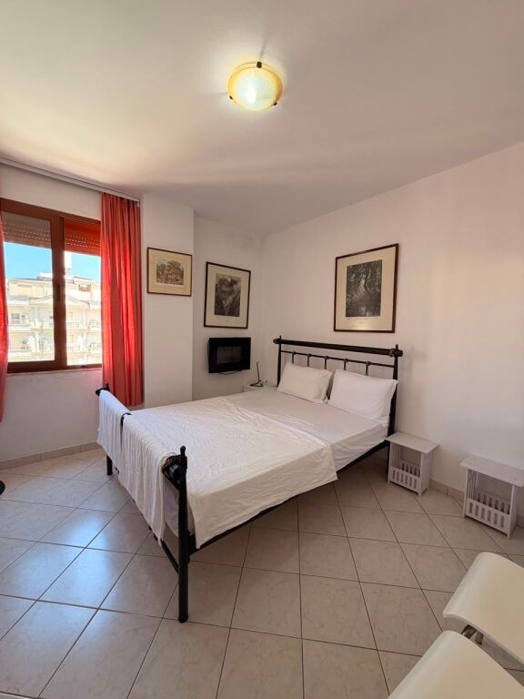 Shitet Apartament 1+1 në Golem – Pranë Fafa Resort